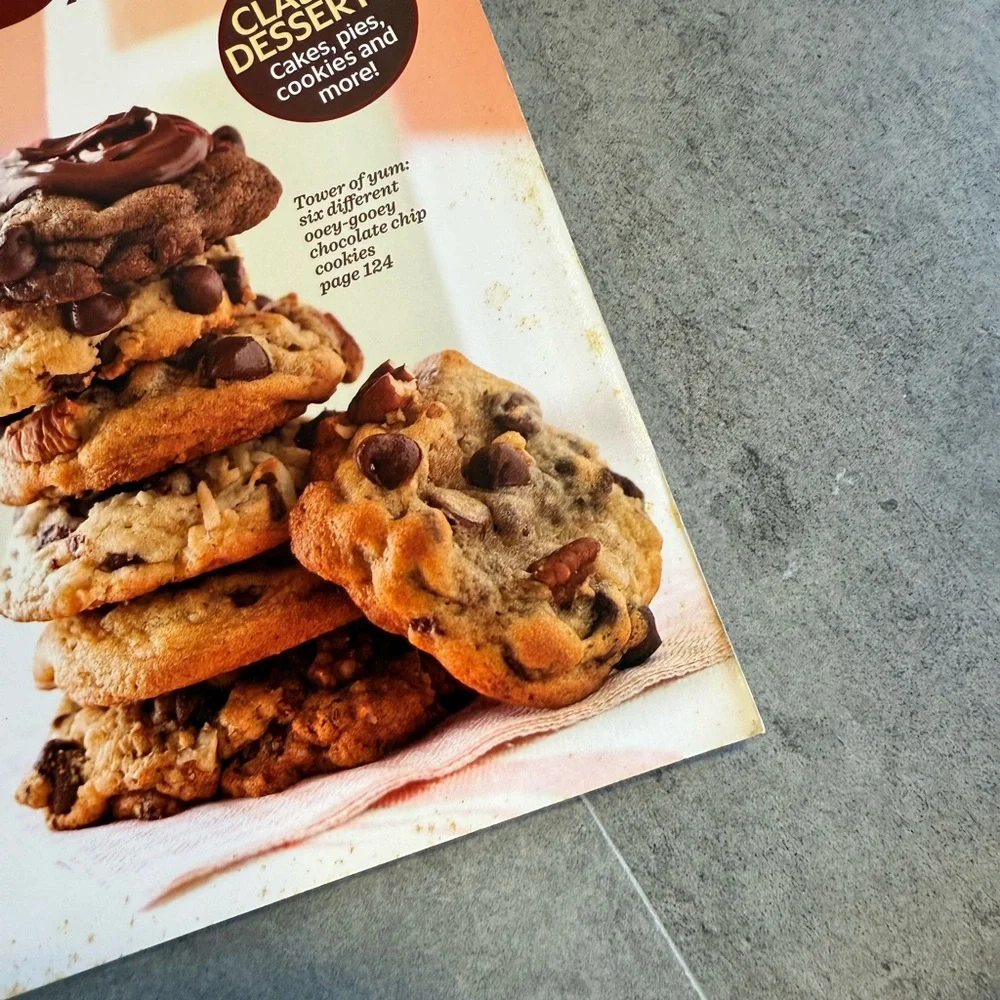 Comfort Food From The Editors of Midwest Living 2012 Classic Desserts!